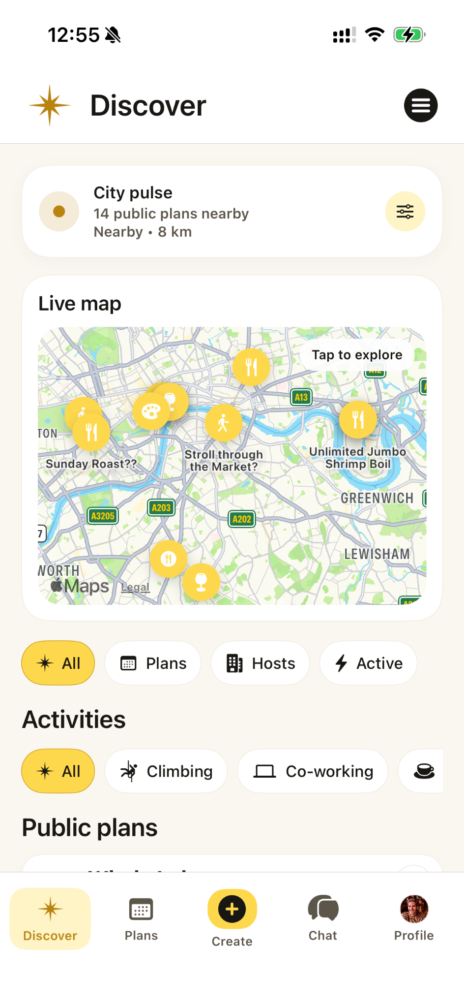 Vamio Discover screen showing live plans and map